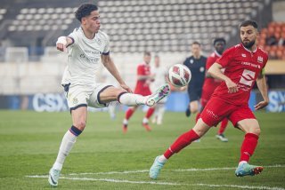 Roméo Beney (à gauche) retrouvera la Pontaise après y avoir déjà disputé un match la saison dernière, sous le maillot rhénan.